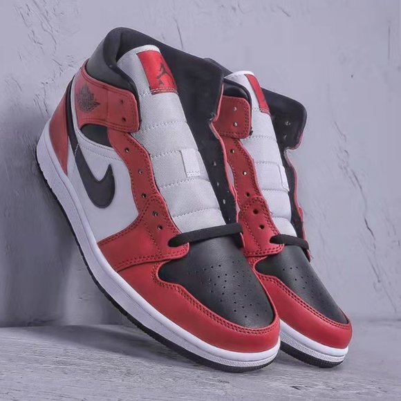 Air Jordan 1 Mid Gym Red main image 7